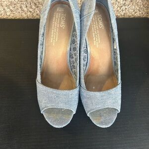 TOMS Blue Peep Toe 3” Wedges Wedding Spring Formal Business Summer Size 7.5